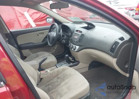 2010 Hyundai Elantra Gls z USA, uszkodzony, nr VIN KMHDU4AD5AU831207